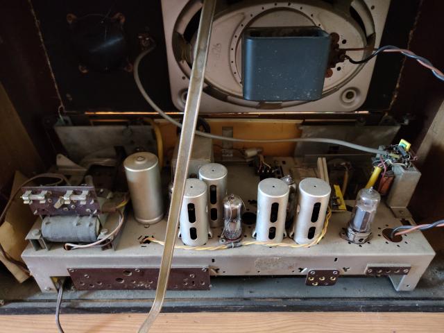 Image Stereo/Metz-305-GW.2025-09-09.002.jpg